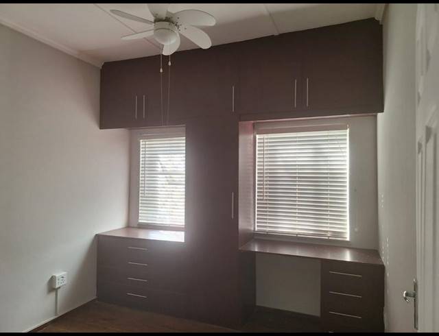 5 BEDROOM HOUSE FOR SALE IN BRENTHURST